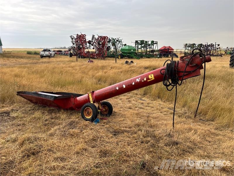 Farm King 10 in x 10 ft Transfer Grain Auger Förderbänder