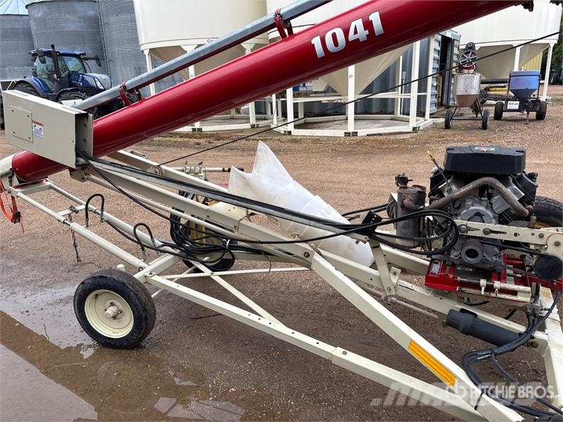 Farm King 1041 10 in x 41 ft Grain Auger Förderbänder