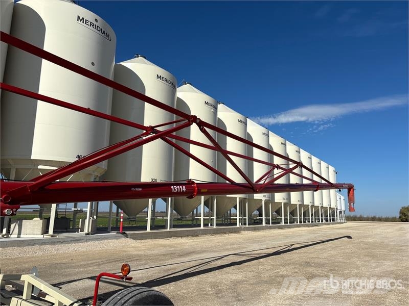 Farm King 13 in x 114 ft Swing Grain Auger Транспортне обладнання