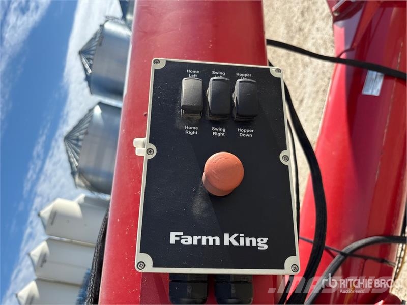 Farm King 13 in x 114 ft Swing Grain Auger Транспортне обладнання