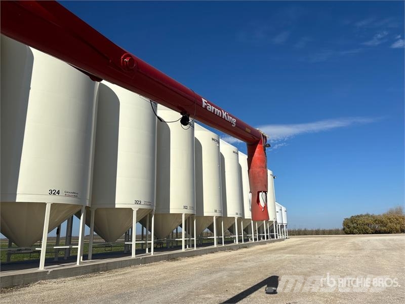 Farm King 13 in x 114 ft Swing Grain Auger Транспортне обладнання