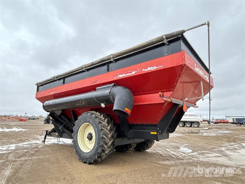 Farm King 1360 Grain Cart مقطورة حبوب