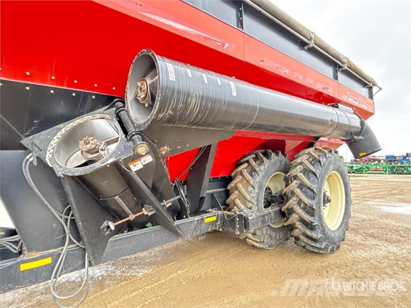 Farm King 1360 Grain Cart مقطورة حبوب