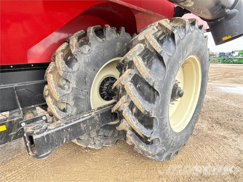 Farm King 1360 Grain Cart مقطورة حبوب