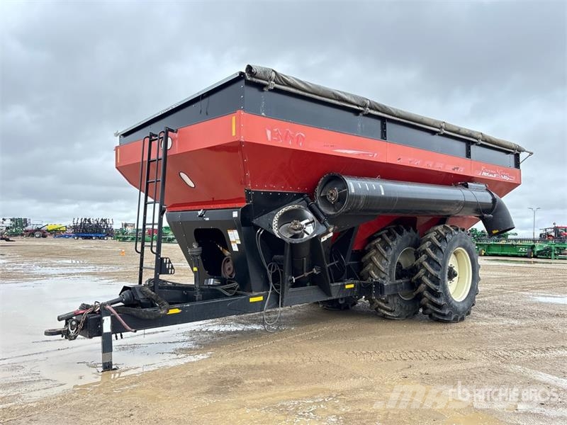 Farm King 1360 Grain Cart مقطورة حبوب