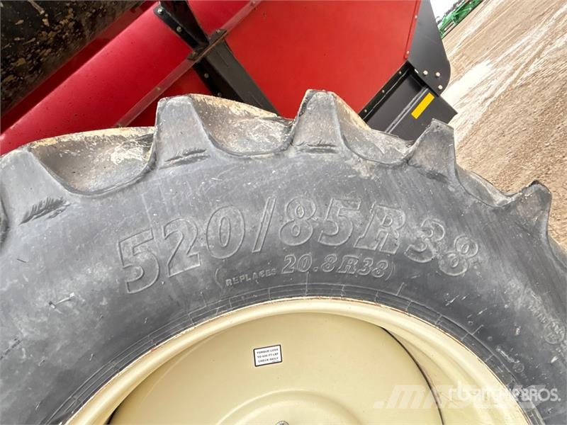 Farm King 1360 Grain Cart مقطورة حبوب