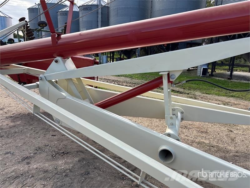 Farm King 1370 Transportēšanas aprīkojums
