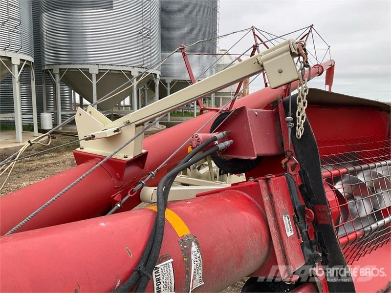 Farm King 1370 Förderbänder