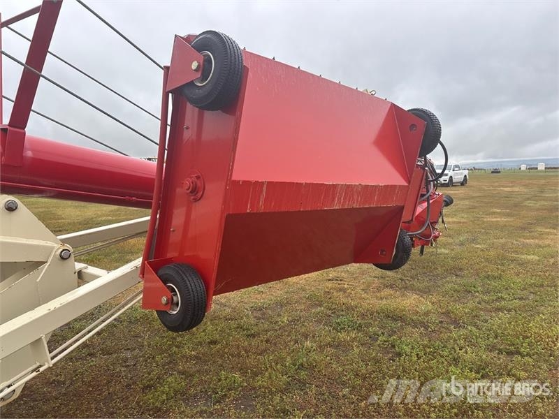 Farm King 1370 Förderbänder