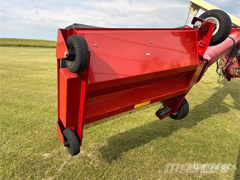 Farm King 1385 معدات نقل