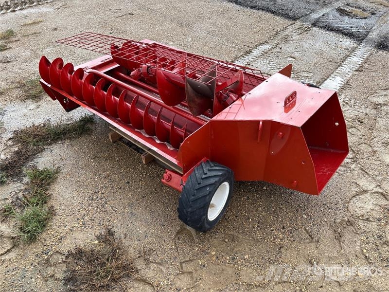 Farm King 16 in x 18 ft Swing Hopper (Unused) Mašine za preradu i skladištenje berbe - Ostalo