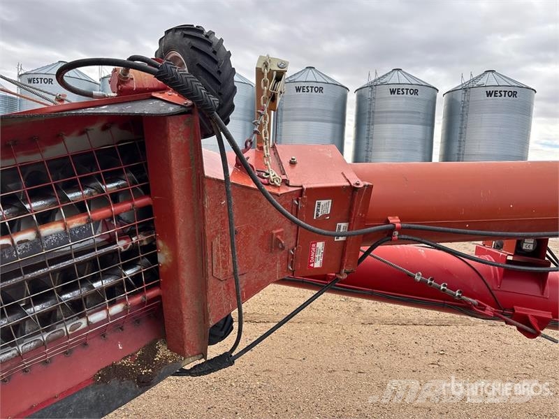 Farm King 1684 16 in x 84 ft Swing Grain Auger Transportna oprema
