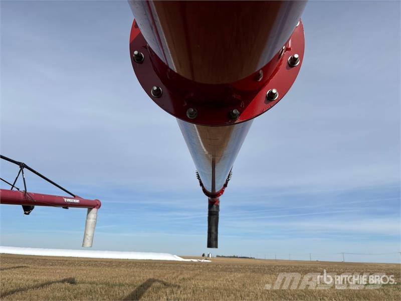 Farm King 1684 16 in x 84 ft Swing Grain Auger Szállító berendezések
