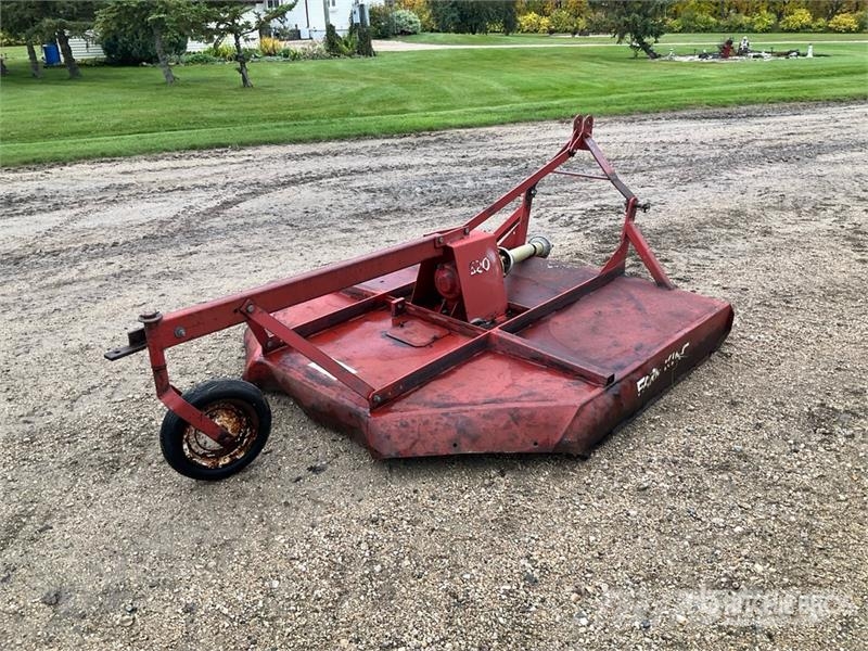Farm King 620 3-Point Hitch Finishing Mower 长草、修正和环绕割草机