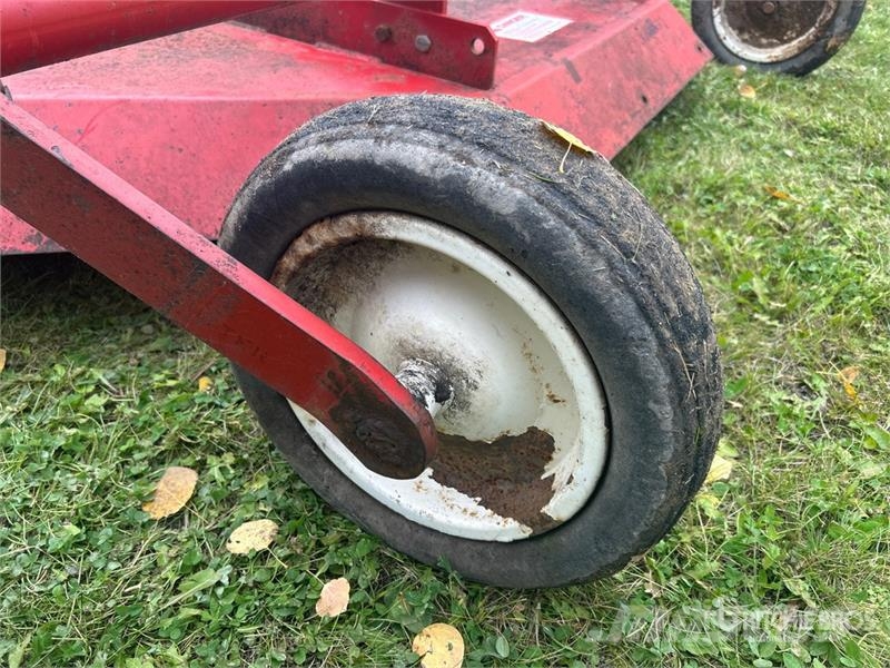 Farm King 620 72 in Rotary Cutter Loofklapper