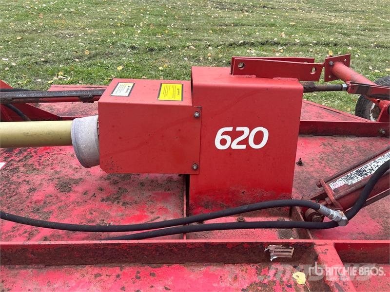 Farm King 620 72 in Rotary Cutter Loofklapper