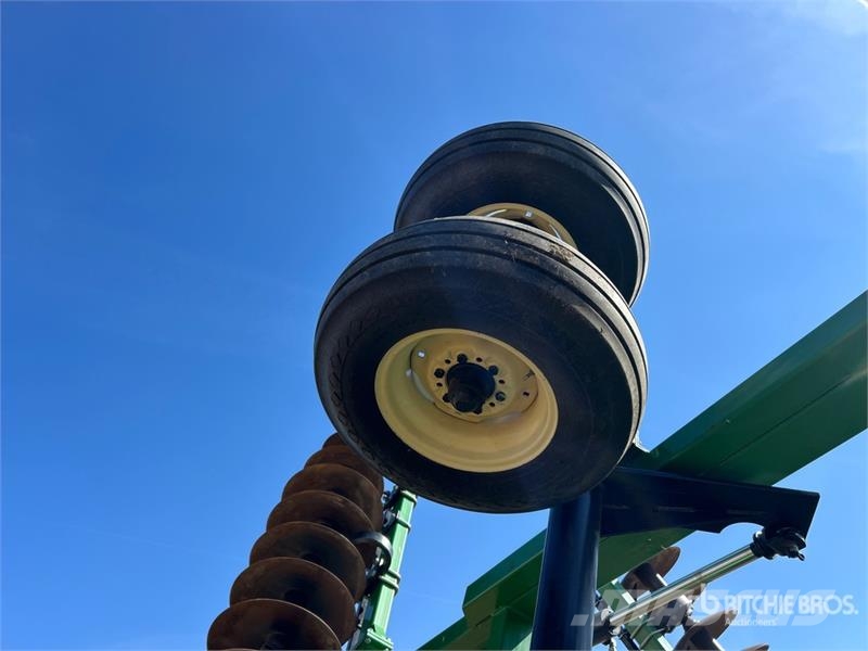 Farm King 6550 32 ft Tandem Breaking Disc زحافات ساحقة