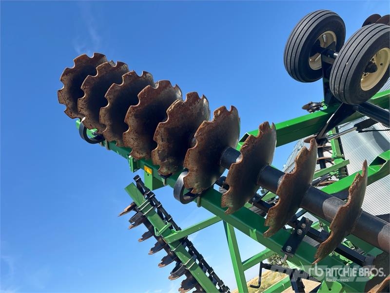 Farm King 6550 32 ft Tandem Breaking Disc زحافات ساحقة