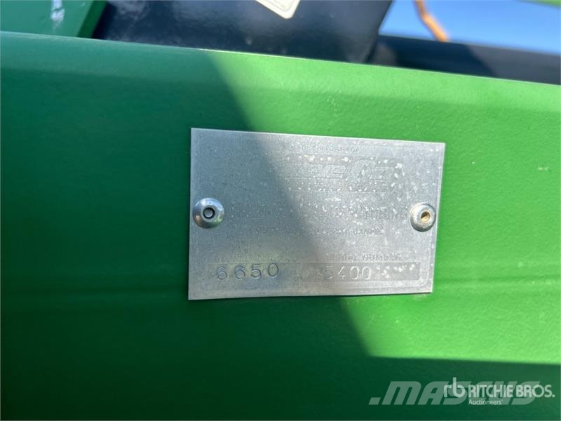 Farm King 6550 32 ft Tandem Breaking Disc زحافات ساحقة