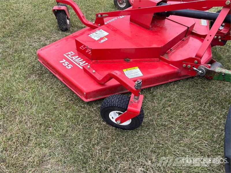 Farm King 7 ft 3-Point Hitch Finishing Mower Pürüzlü arazi, kırpma ve çevresel çim biçme makineleri