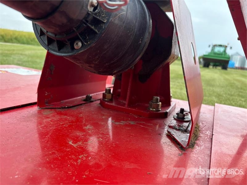 Farm King 7 ft 3-Point Hitch Finishing Mower Pürüzlü arazi, kırpma ve çevresel çim biçme makineleri
