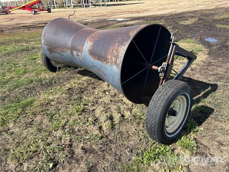 Farm King 7 ft 6 in Steel Swath Roller Řádkovací žací stroje