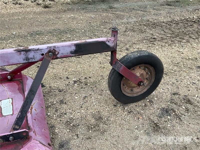 Farm King 720 7 ft 3-Point Hitch Finishing Mower Kosilice i trimeri za grube terene