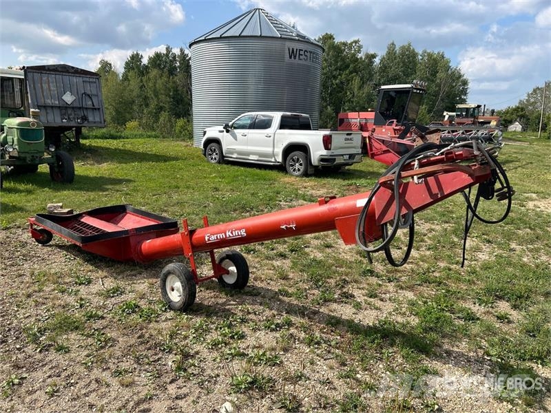 Farm King 8 in x 10 ft Transfer Grain Auger معدات نقل