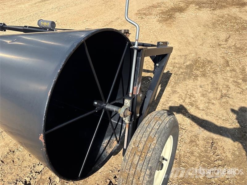 Farm King 9 ft 6 in Swath Roller Andanatori