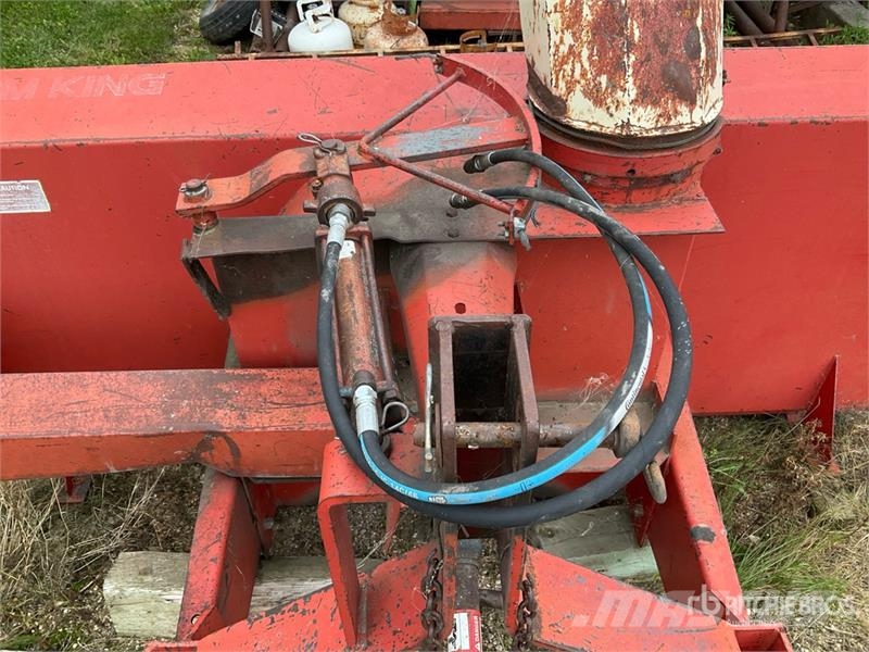 Farm King 960Q 8 ft 3-Point Snow Blower قاذفات الجليد