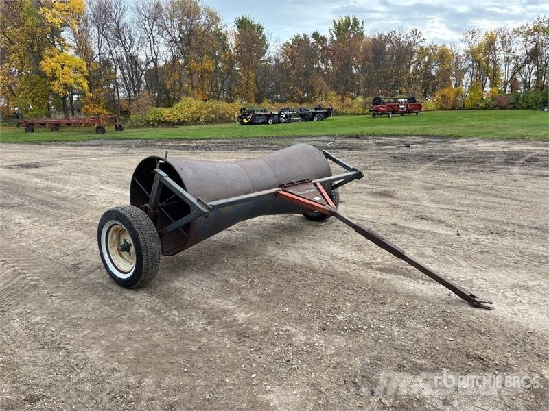 Farm King C800SR 7 ft 6 in Steel Swath Roller Iseliikuvad niidukid-vaalutid