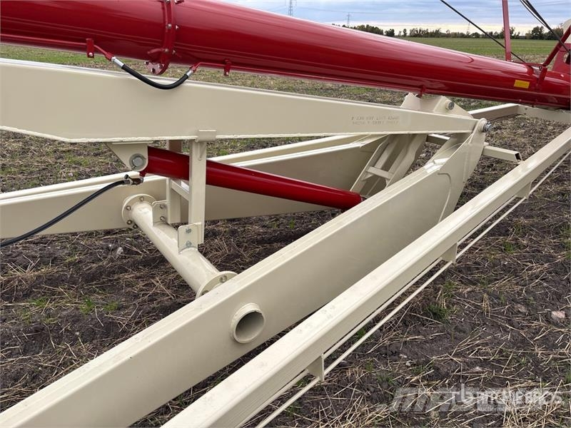 Farm King Y1385TMR 13 in x 85 ft Telescopic Swing Grain Auge Transportbanden en Rollenbanen