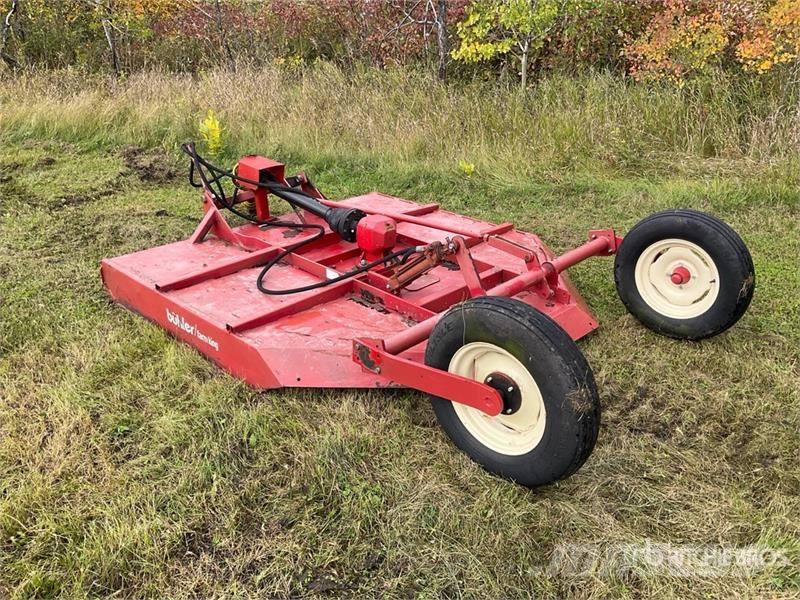Farm King Y720 7 ft Finishing Mower 长草、修正和环绕割草机