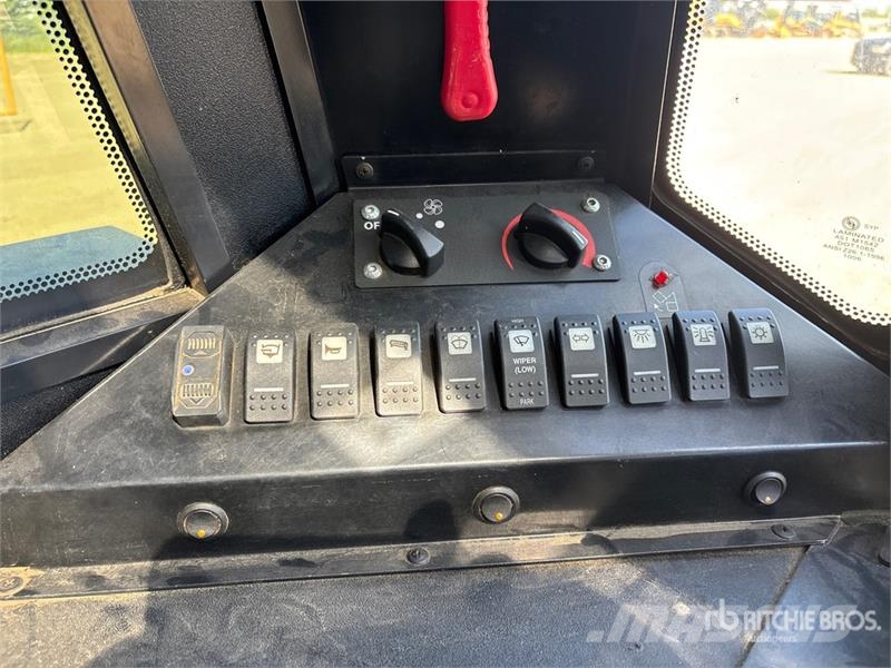  FAT TRUCK 2.8C 4x4 Amphibious Extreme Terrain Vehi Geländewagen