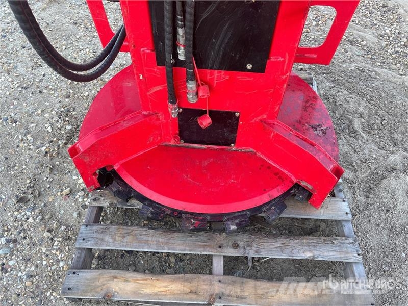  FB 77 Feller Buncher Skid Steer Attachment مكونات أخرى