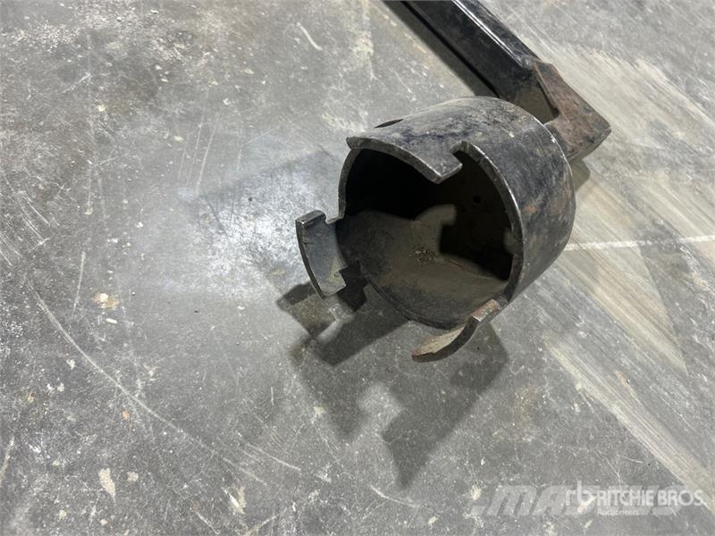  Feed Accelerator Wrench - Fits John Deere S Series مكونات أخرى