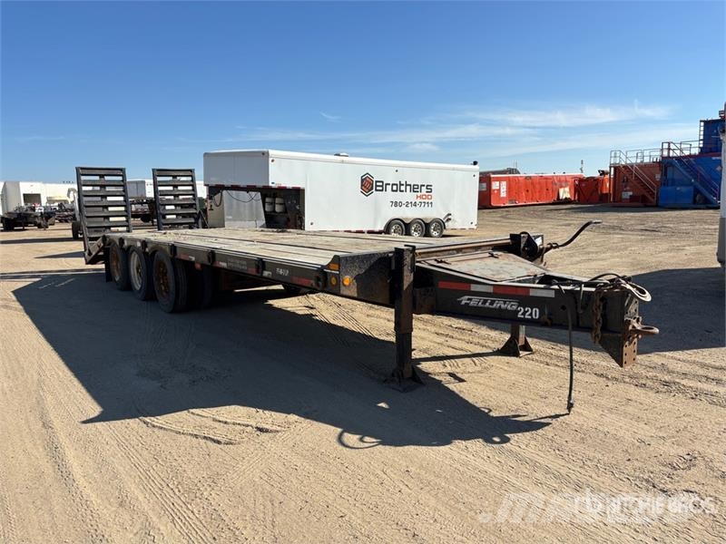 Felling 30 ft Tri/A Equipment Trailer Car carrier