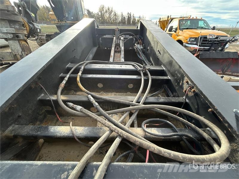 Felling XF1103HDG Tri/A Removable Gooseneck Lowboy Trailer Maskintransporter