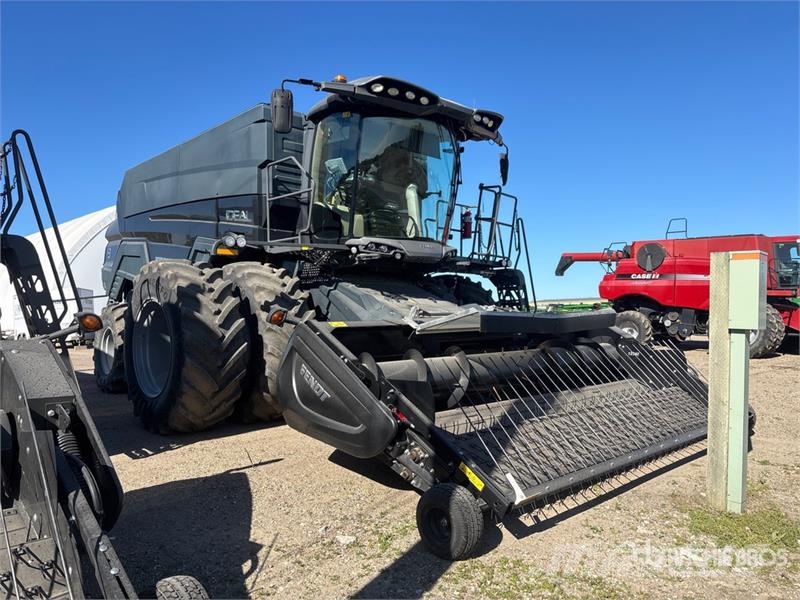 Fendt Ideal 9 Combine Harvester Sklízecí mlátičky