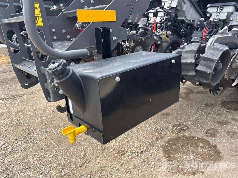 Fendt Momentum FTPM31-15 Split 31 Row Planter Szemenként vetőgépek