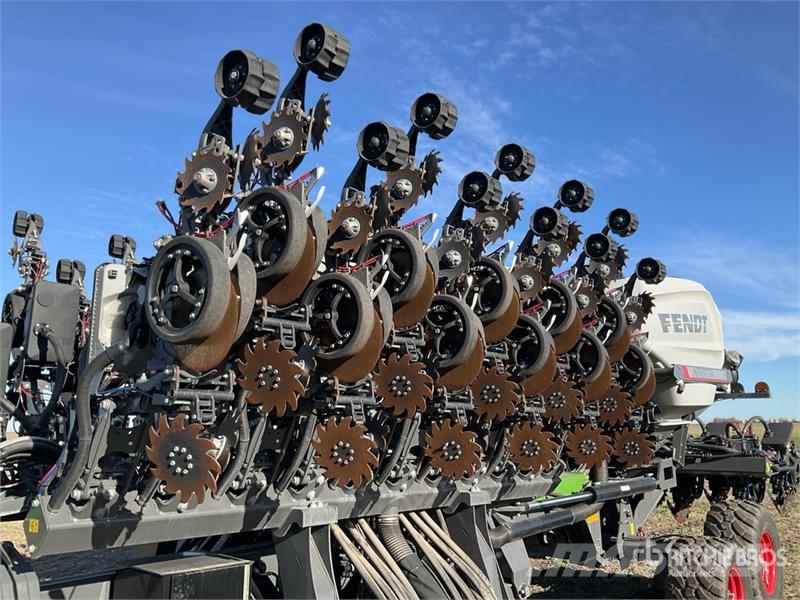 Fendt Momentum FTPM31-15 Split 31 Row Planter Sadzarki