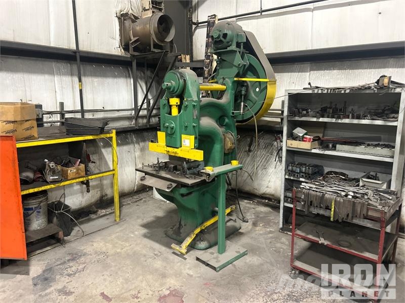 Ferracute P23 40 Ton Punch Press Kiti naudoti statybos komponentai