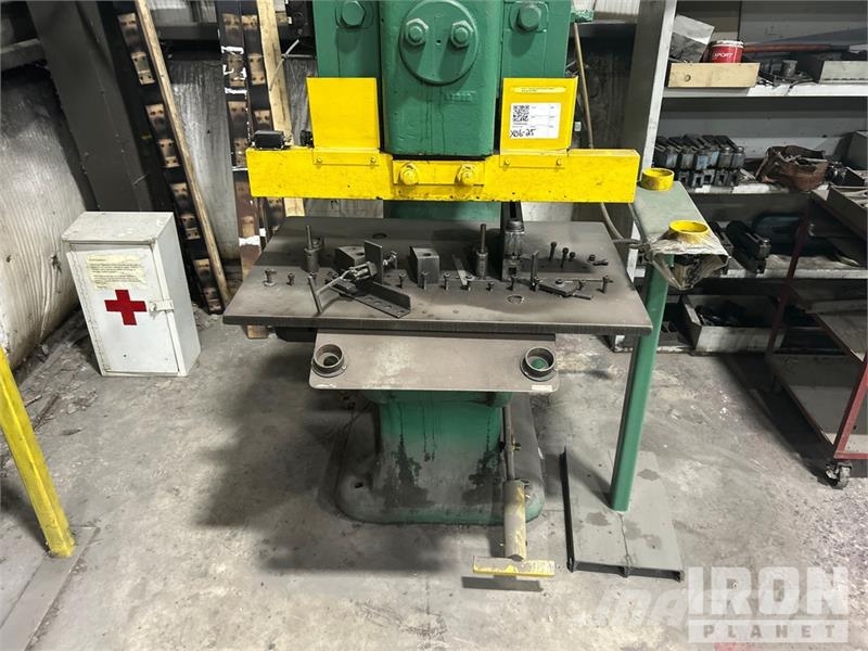 Ferracute P23 40 Ton Punch Press Kiti naudoti statybos komponentai