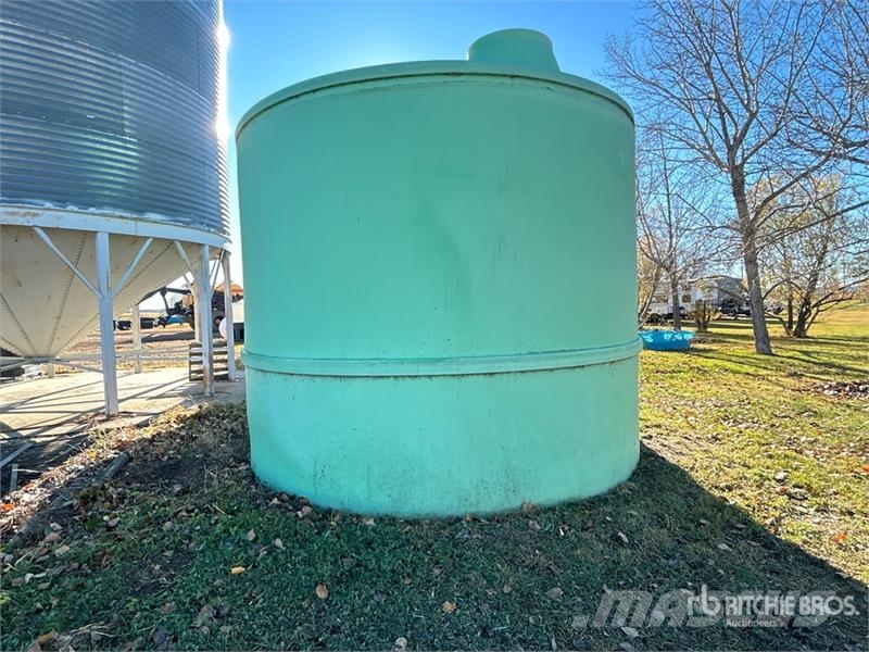Fertank 8000 gal Fertilizer Tank Mineral spreaders
