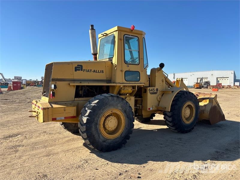 Fiat-Allis 645B لوادر بعجل