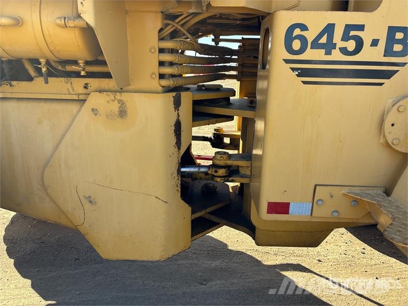 Fiat-Allis 645B لوادر بعجل