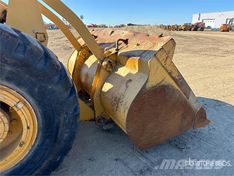 Fiat-Allis 645B لوادر بعجل