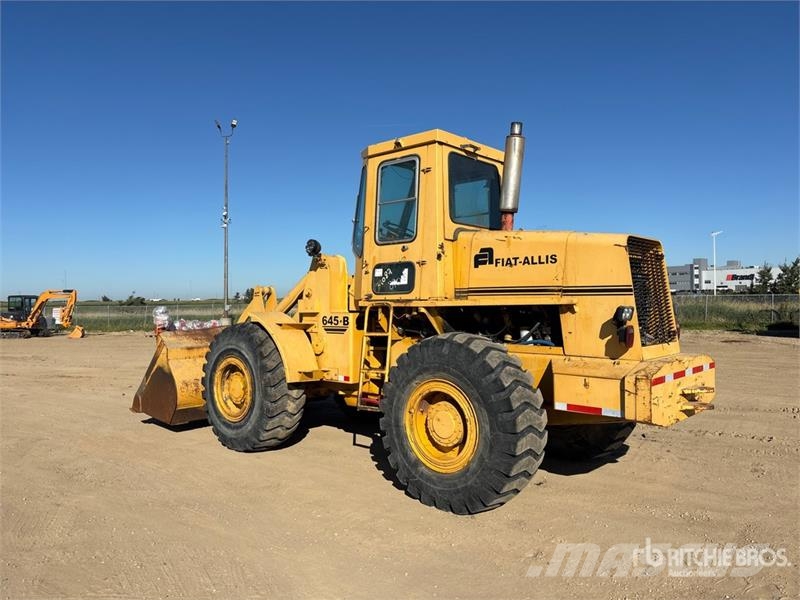 Fiat-Allis 645B لوادر بعجل