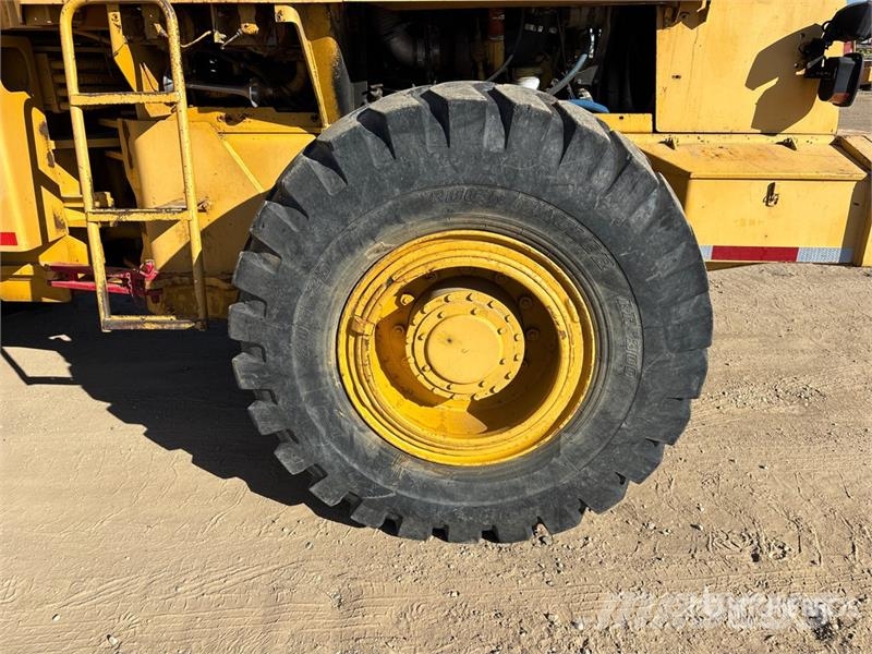 Fiat-Allis 645B لوادر بعجل