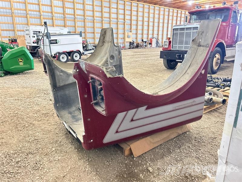  Fiberglass Truck Hood Assembly مكونات أخرى